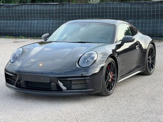 Porsche 911 2022 4 GTS-thumb-5