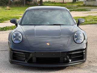 Porsche 911 2022 4 GTS-thumb-10