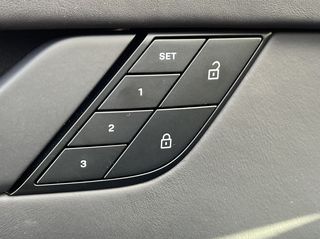 Porsche 911 2022 4 GTS-thumb-32