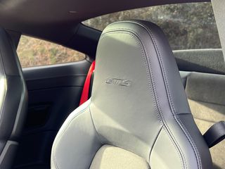 Porsche 911 2022 4 GTS-thumb-24