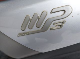 Piaggio MP3 250 2007-thumb-3
