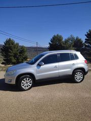 Volkswagen Tiguan 2009-thumb-6