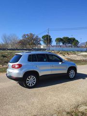 Volkswagen Tiguan 2009-thumb-3