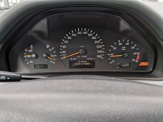 Mercedes-Benz E 200 2005 kompressor-thumb-12