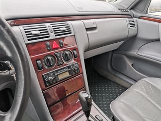 Mercedes-Benz E 200 2005 kompressor-thumb-24