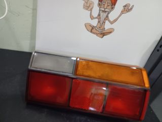 ΦΑΝΑΡΙ ΠΙΣΩ ΔΕΞΙ VOLKSWAGEN VW JETTA 1979 1980 1981 1982 1983-thumb-1