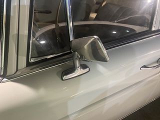Mercedes-Benz 230 1966-thumb-5
