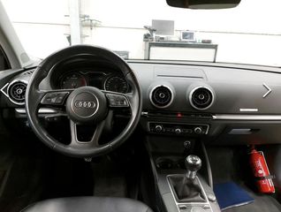 Audi A3 2017-thumb-4