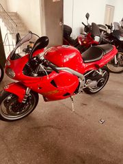 Triumph Daytona 955i 2002-thumb-7