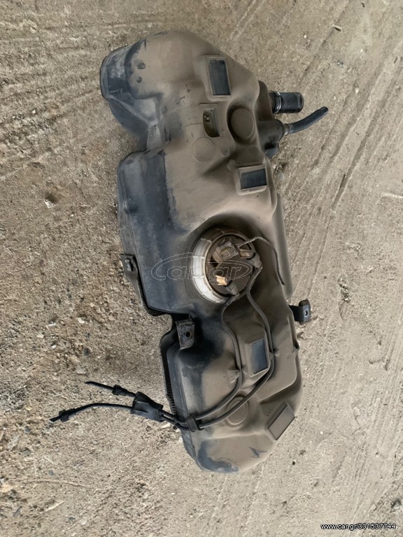 ΡΕΖΕΡΒΟΥΑΡ ΜΕ ΑΝΤΛΙΑ FIAT 500 DIESEL