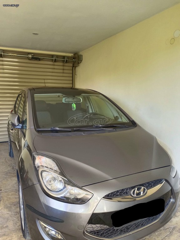 Hyundai ix20 2013 1.6 CRDi blue YES! Silver