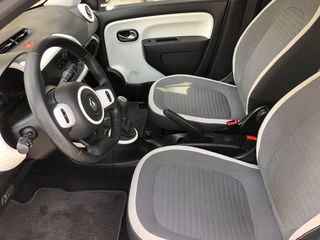 Renault Twingo 2018-thumb-11