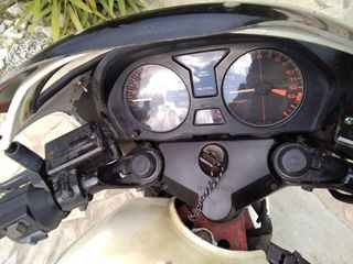 Honda VF 400 1983 1310 HONDA MOTOR-thumb-3