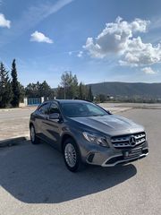 Mercedes-Benz GLA 180 2018 Diesel Progressive 7G-DCT-thumb-10