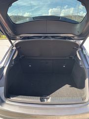 Mercedes-Benz GLA 180 2018 Diesel Progressive 7G-DCT-thumb-20