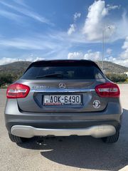 Mercedes-Benz GLA 180 2018 Diesel Progressive 7G-DCT-thumb-13