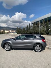 Mercedes-Benz GLA 180 2018 Diesel Progressive 7G-DCT-thumb-5