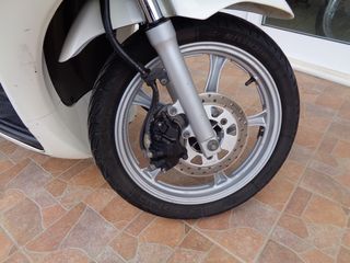 Suzuki Sixteen 150 2009-thumb-5