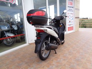 Suzuki Sixteen 150 2009-thumb-6