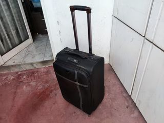 Δερμάτινη τροχήλατη Βαλίτσα 55cm-thumb-1