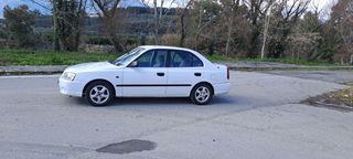 Hyundai Accent 2004  1.3 GLS-thumb-3