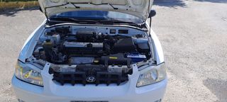 Hyundai Accent 2004  1.3 GLS-thumb-9