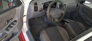 Hyundai Accent 2004  1.3 GLS-thumb-11