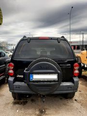 Jeep Cherokee 2005-thumb-1