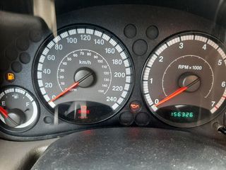 Jeep Cherokee 2005-thumb-7