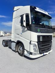 Volvo 2017 FH 460 MEGA_16050-thumb-5