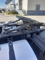 Volvo 2017 FH 460 MEGA_16050-thumb-3