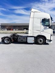 Volvo 2017 FH 460 MEGA_16050-thumb-4