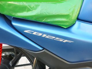 Honda CBF 125 2026 MY26-thumb-10