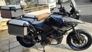 Suzuki V-Strom 1050DE 2022 ABS-thumb-1
