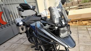 Suzuki V-Strom 1050DE 2022 ABS-thumb-2