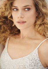 Desiree 17.38019 ασημί τόπ με παγιέτα και τιράντες