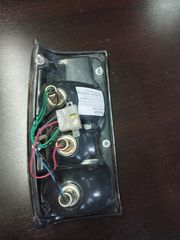 ΦΑΝΑΡΙ ΠΙΣΩ ΑΡΙΣΤΕΡΟ ΜΑΥΡΟ ΠΛΑΙΣΙΟ ΓΙΑ TOYOTA HI LUX (RN55/YN56)4WD 1984-1989