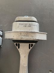 ΒΑΣΕΙΣ ΜΗΧΑΝΗΣ AUDI A3 1600cc 2002-thumb-1