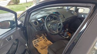 Ford Fiesta 2015-thumb-6