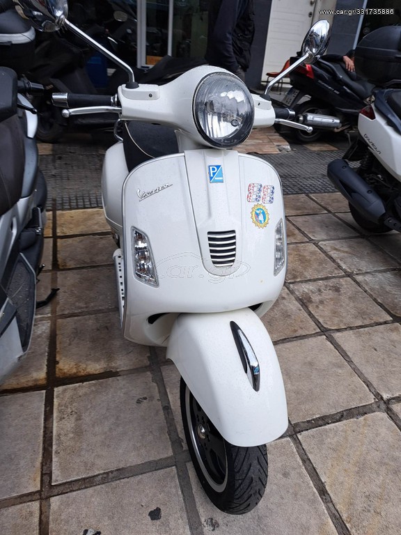 Car Gr Piaggio Vespa Gts