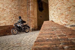 Benelli Imperiale 2025 400 ABS-thumb-3