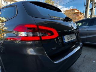Peugeot 308 2018-thumb-5