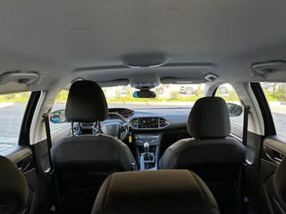 Peugeot 308 2018-thumb-11
