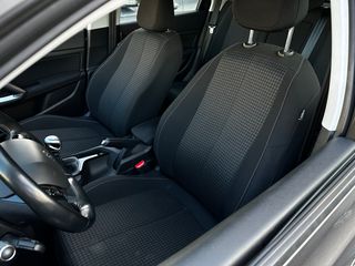 Peugeot 308 2018-thumb-24