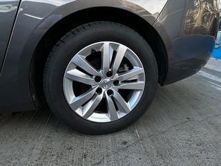 Peugeot 308 2018-thumb-26