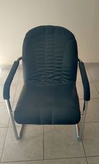 Καρέκλα-Πολυθρόνα Γραφείου Δερμάτινη μαύρη
