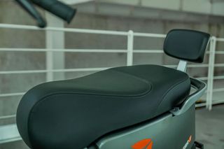 Πόλης Yadea 2026 E8S LITE 25 Km/h Χωρίς δίπλωμα οδήγησης-thumb-14