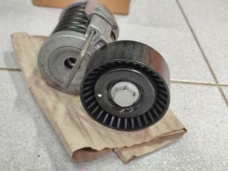 *Τεντωτήρας ιμάντα χρονισμού E81 E88 E90 E92  E91  E93 E60 LCI E61 LCI-thumb-4
