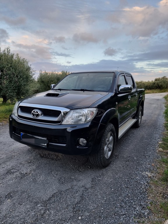 Car Gr Toyota Hilux