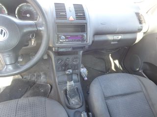 VOLKSWAGEN POLO 2000-thumb-2